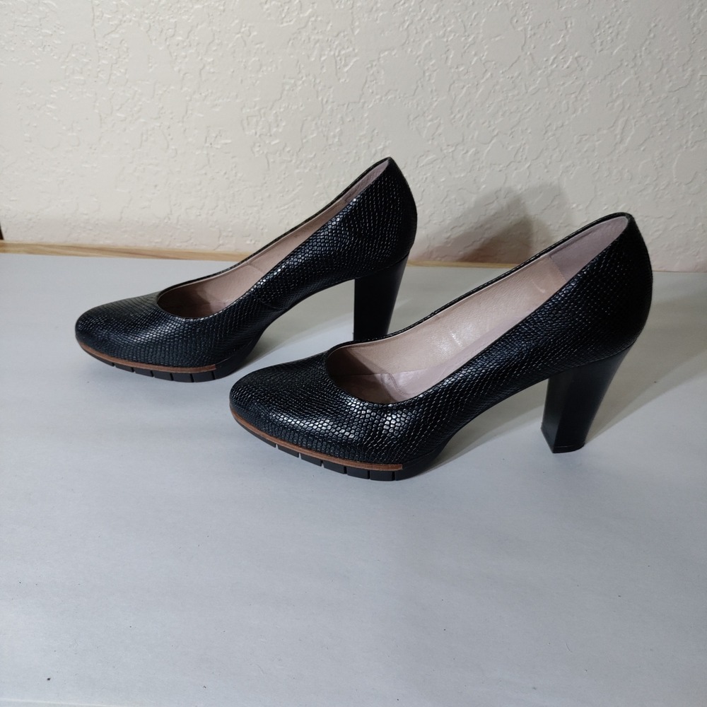 Wonders M-1930 Womens Black Snakeskin Embossed Leather Platform Pumps Size 38